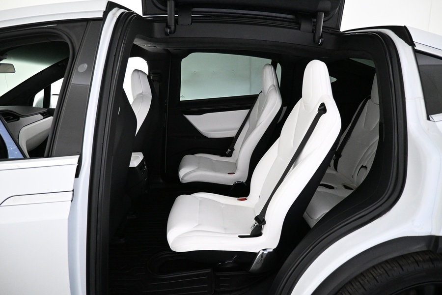 Tesla Model X vaihtoauto