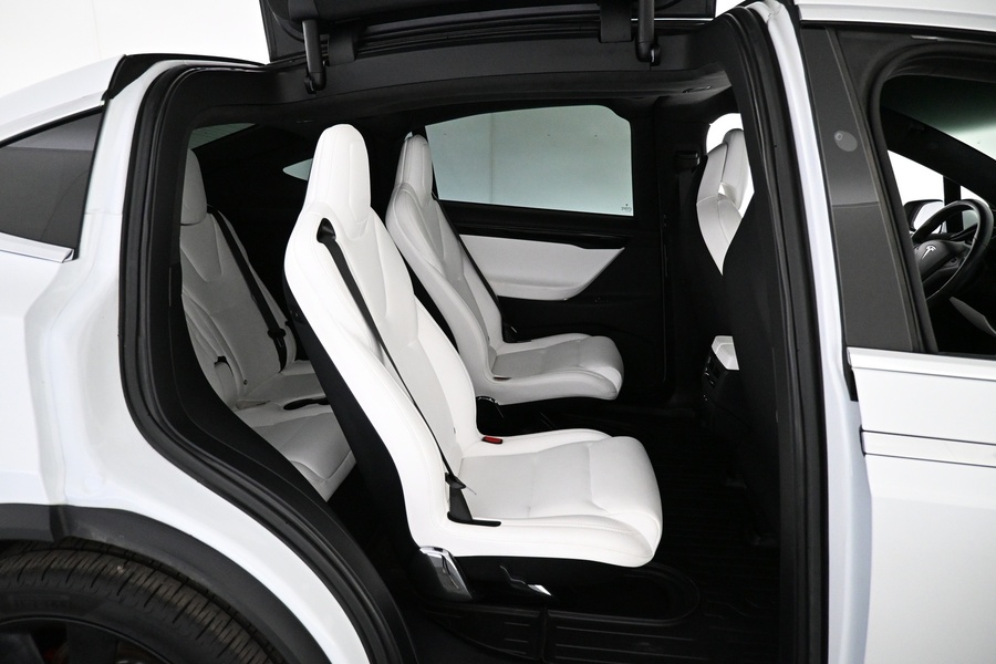 Tesla Model X vaihtoauto