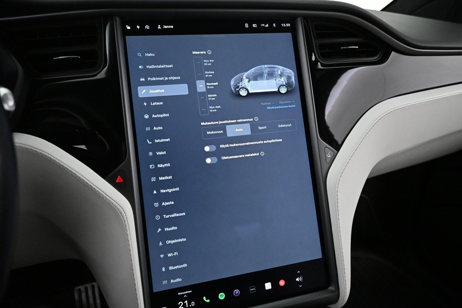 Tesla Model X vaihtoauto