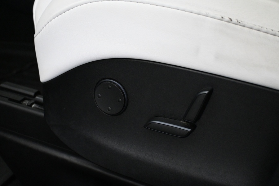 Tesla Model X vaihtoauto