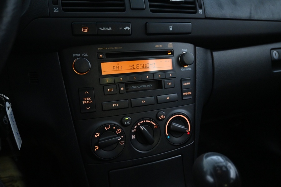 Toyota Avensis vaihtoauto