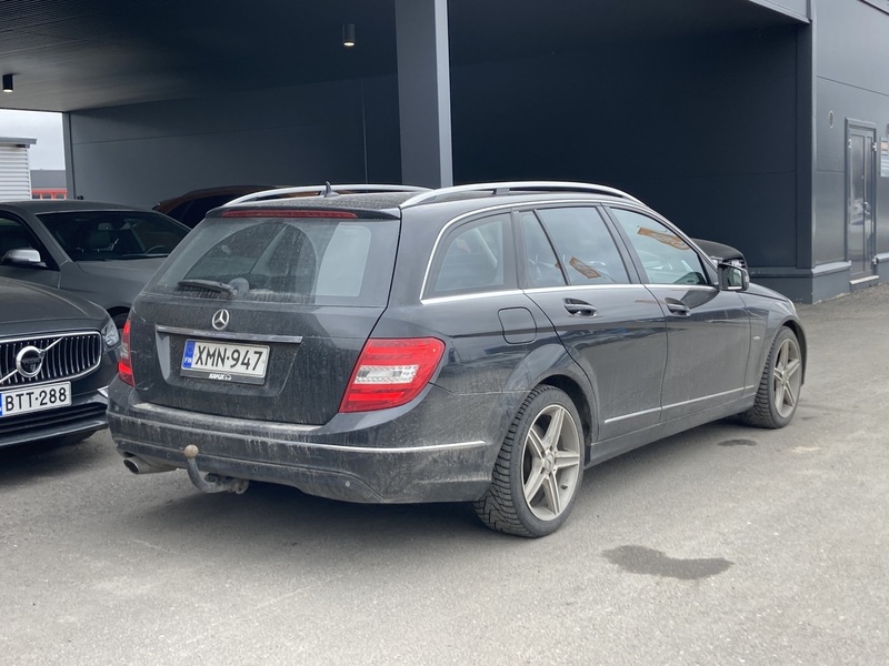 Mercedes-Benz C vaihtoauto