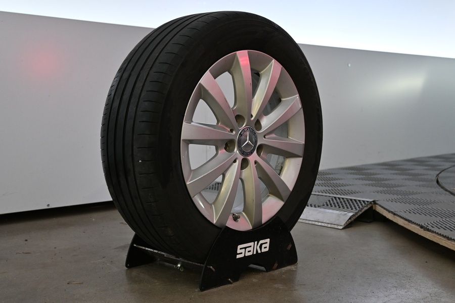 Mercedes-Benz B vaihtoauto