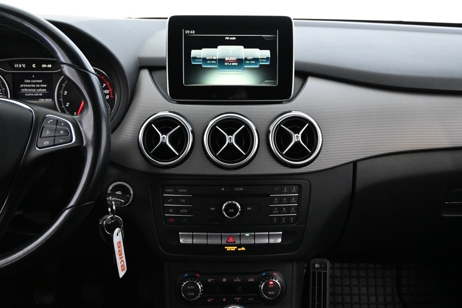 Mercedes-Benz B vaihtoauto