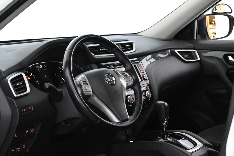 Nissan X-Trail vaihtoauto