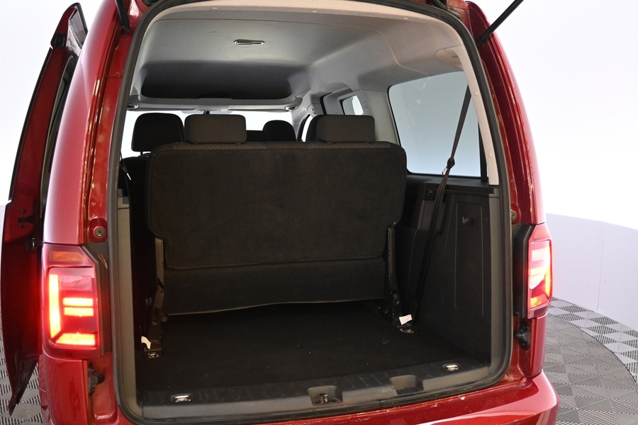 Volkswagen Caddy Maxi vaihtoauto