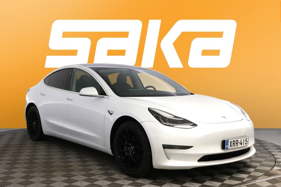 Tesla Model 3 vaihtoauto