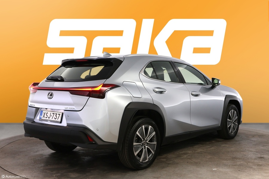 Lexus UX vaihtoauto