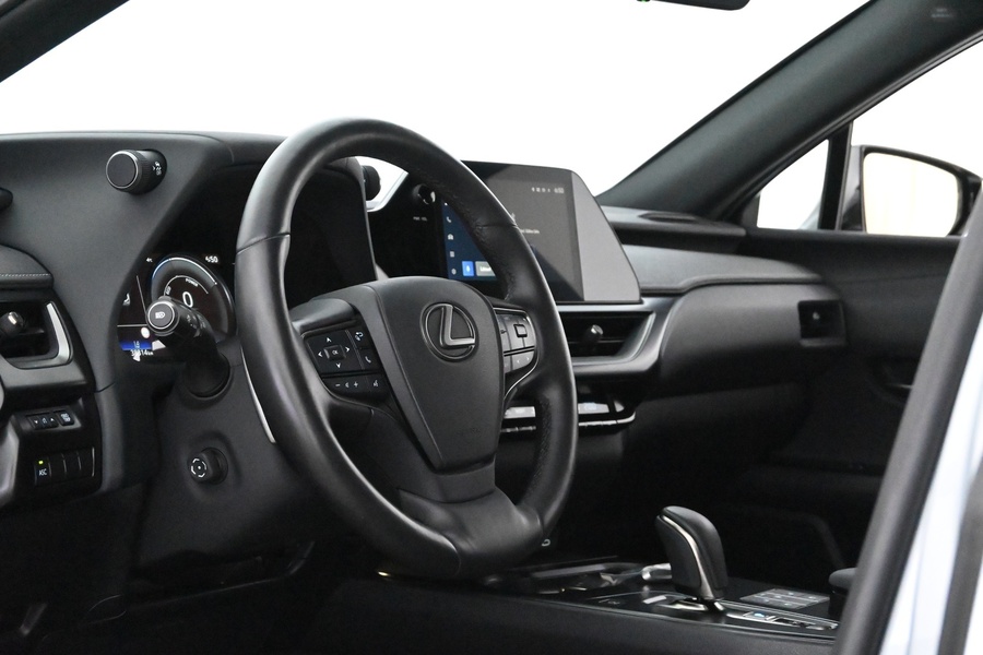 Lexus UX vaihtoauto