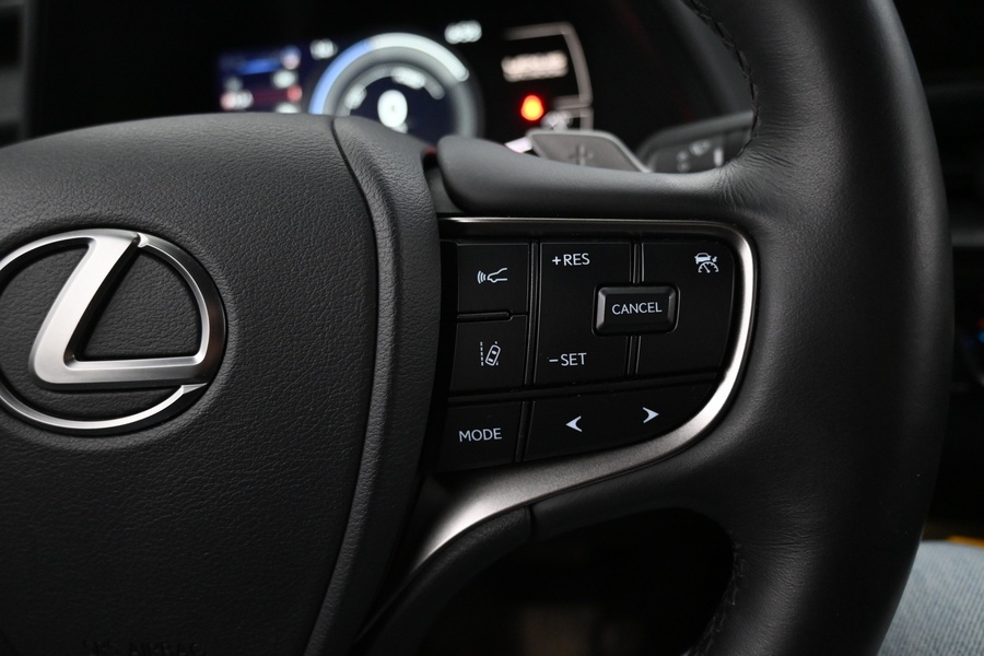 Lexus UX vaihtoauto