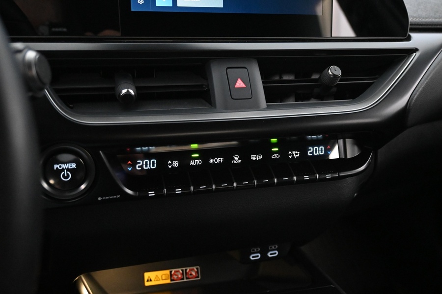 Lexus UX vaihtoauto