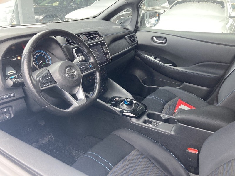 Nissan Leaf vaihtoauto