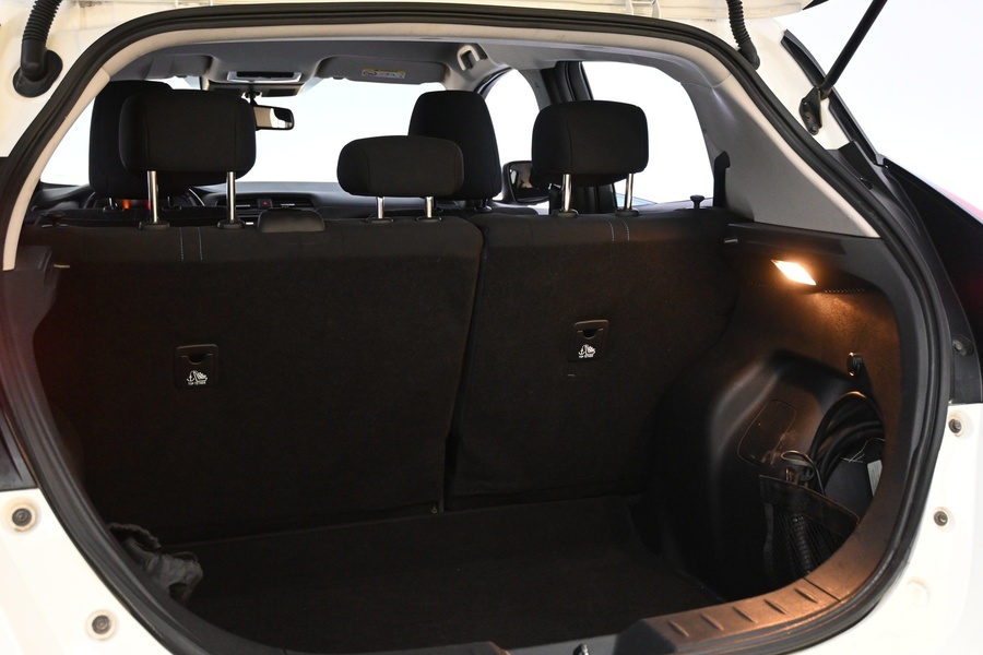 Nissan Leaf vaihtoauto