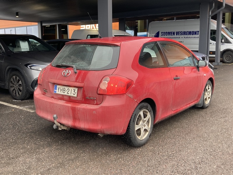 Toyota Auris vaihtoauto