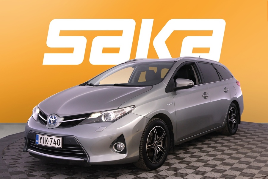 Toyota Auris vaihtoauto