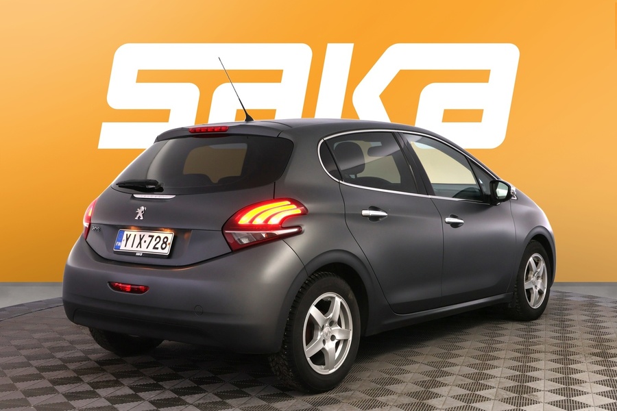 Peugeot 208 vaihtoauto