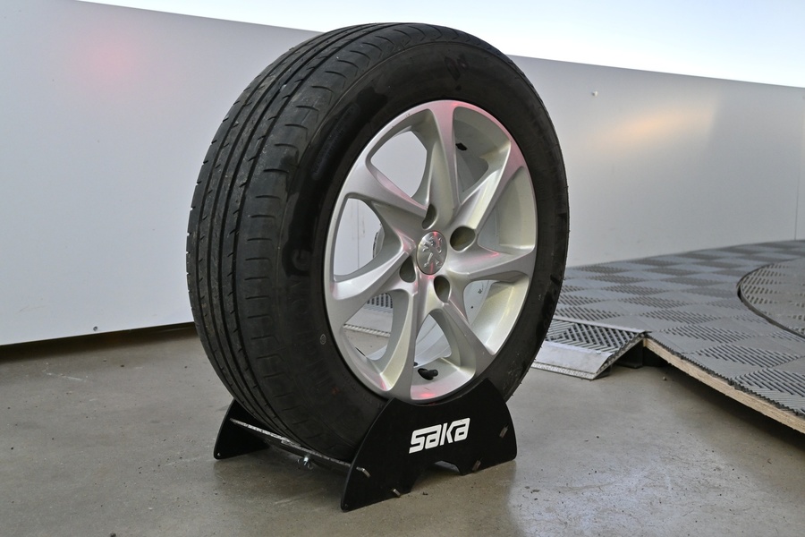 Peugeot 208 vaihtoauto