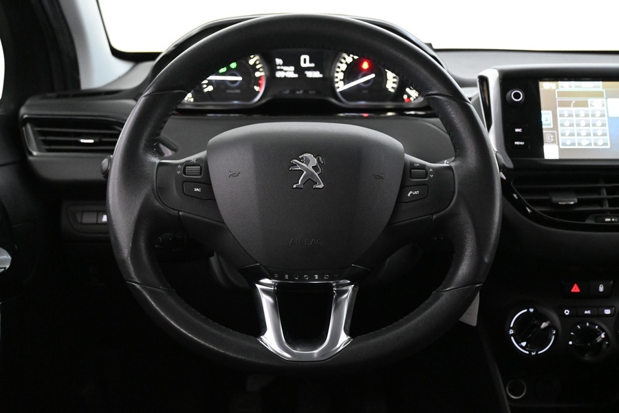 Peugeot 208 vaihtoauto