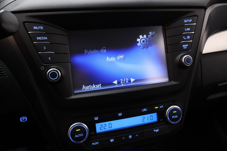 Toyota Avensis vaihtoauto