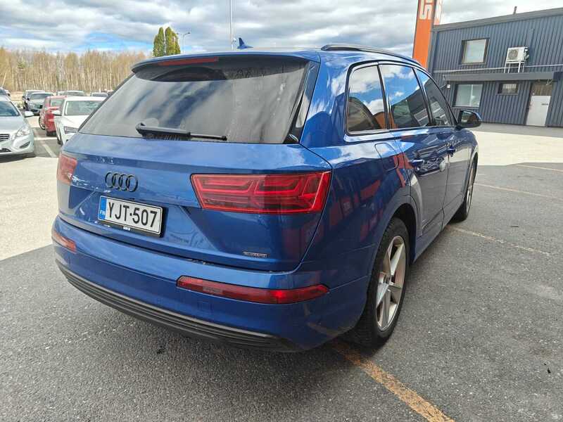 Audi Q7 vaihtoauto