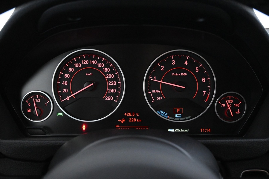 BMW 330 vaihtoauto