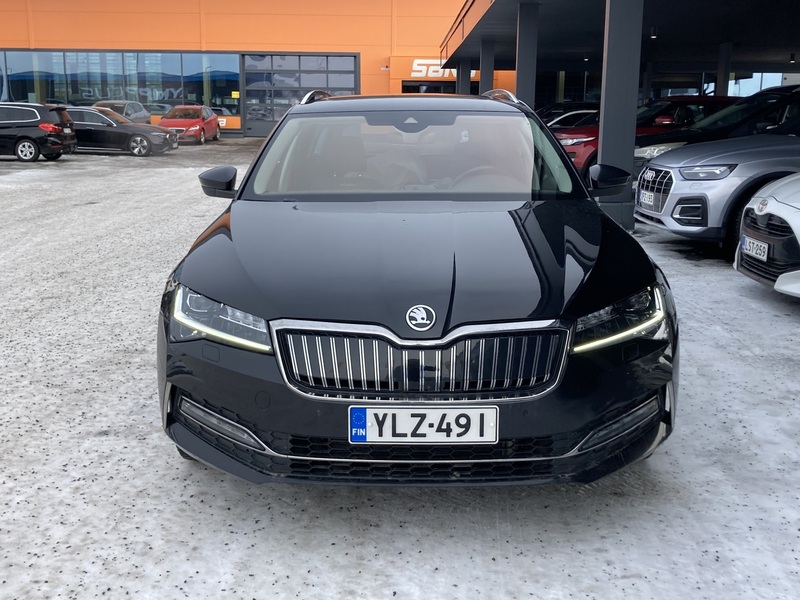 Skoda Superb vaihtoauto