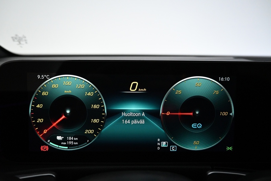 Mercedes-Benz EQB vaihtoauto