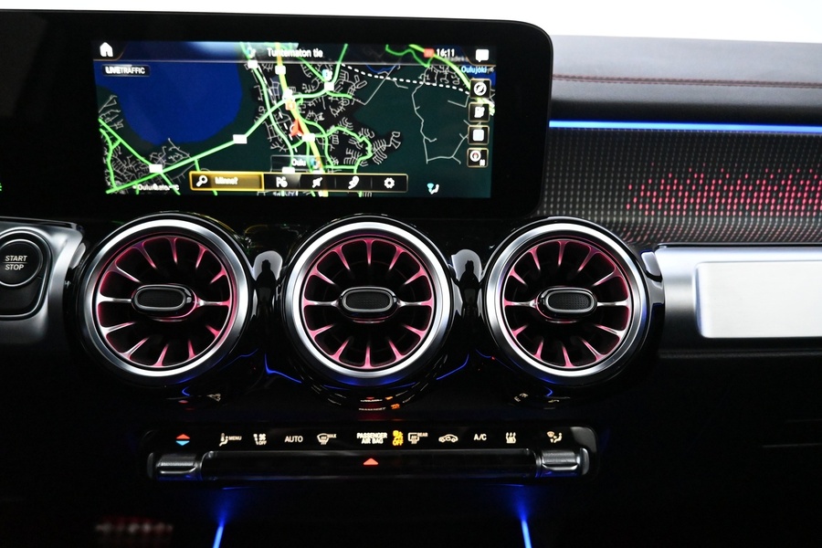 Mercedes-Benz EQB vaihtoauto