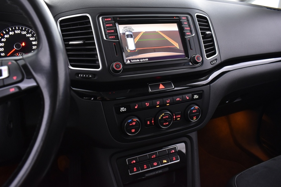 Volkswagen Sharan vaihtoauto