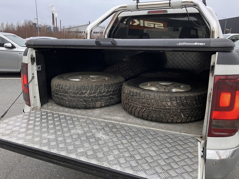 Volkswagen Amarok vaihtoauto