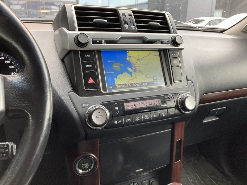 Toyota Land Cruiser vaihtoauto