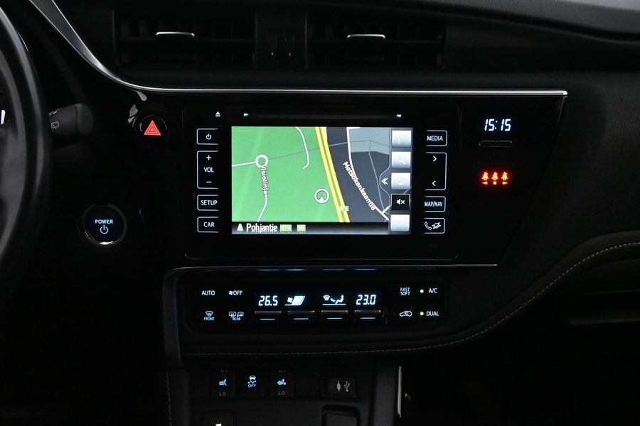 Toyota Auris vaihtoauto