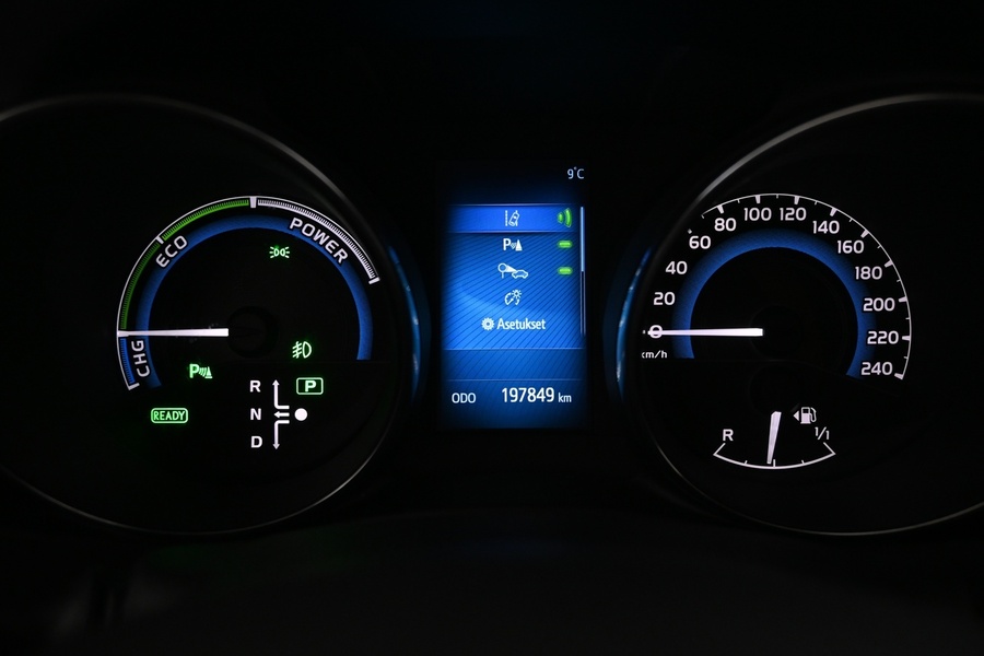 Toyota Auris vaihtoauto