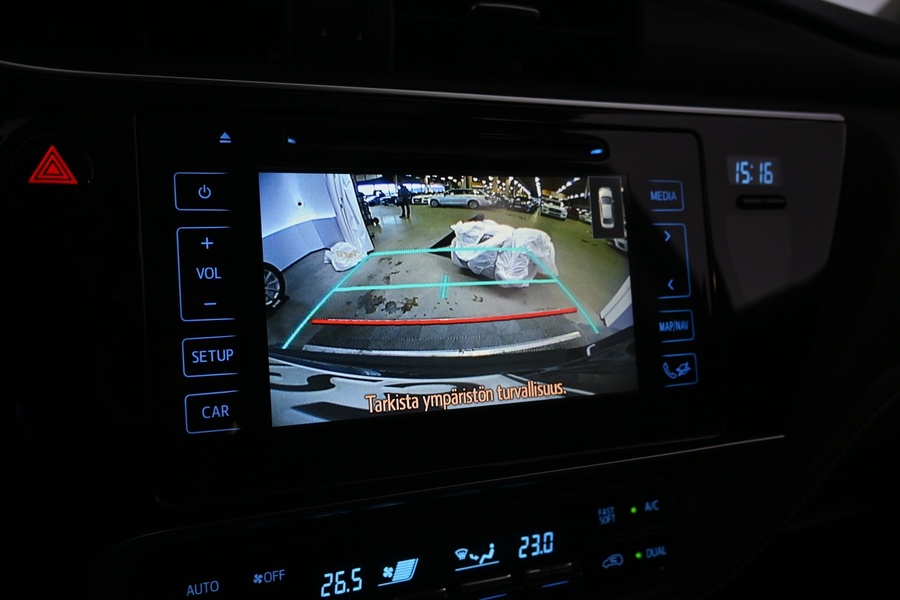 Toyota Auris vaihtoauto