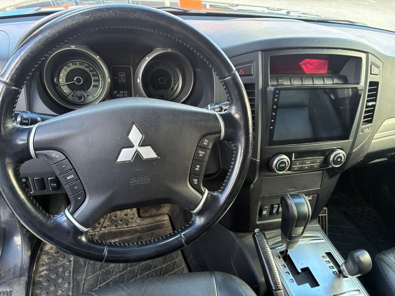Mitsubishi Pajero vaihtoauto