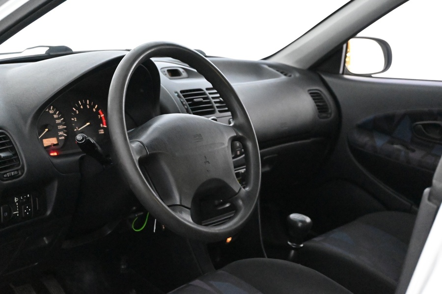 Mitsubishi Carisma vaihtoauto