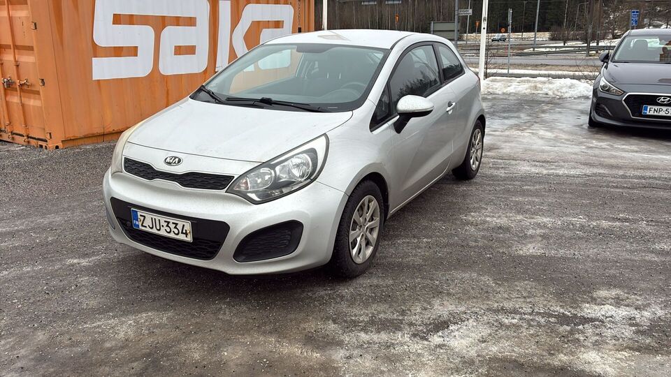 Kia Rio vaihtoauto