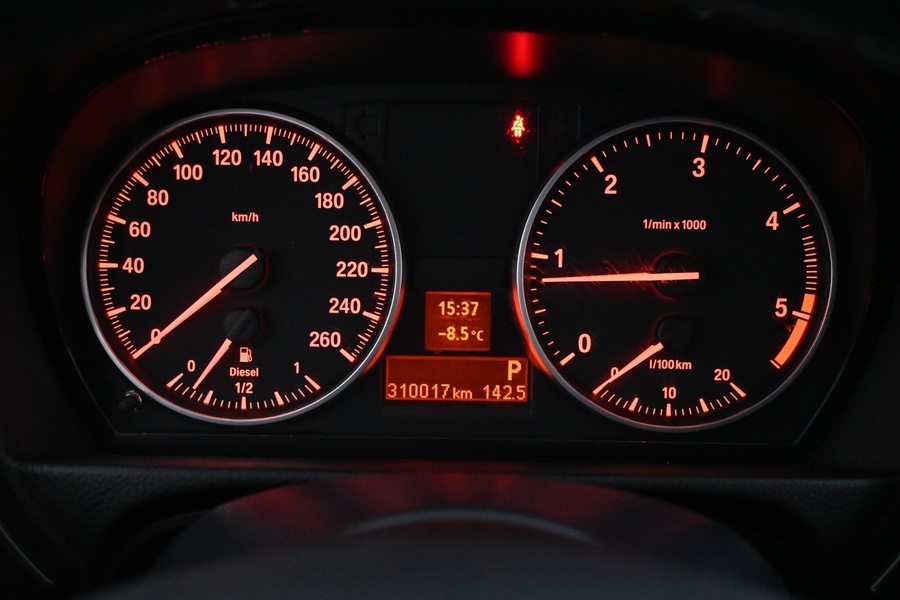 BMW 320 vaihtoauto