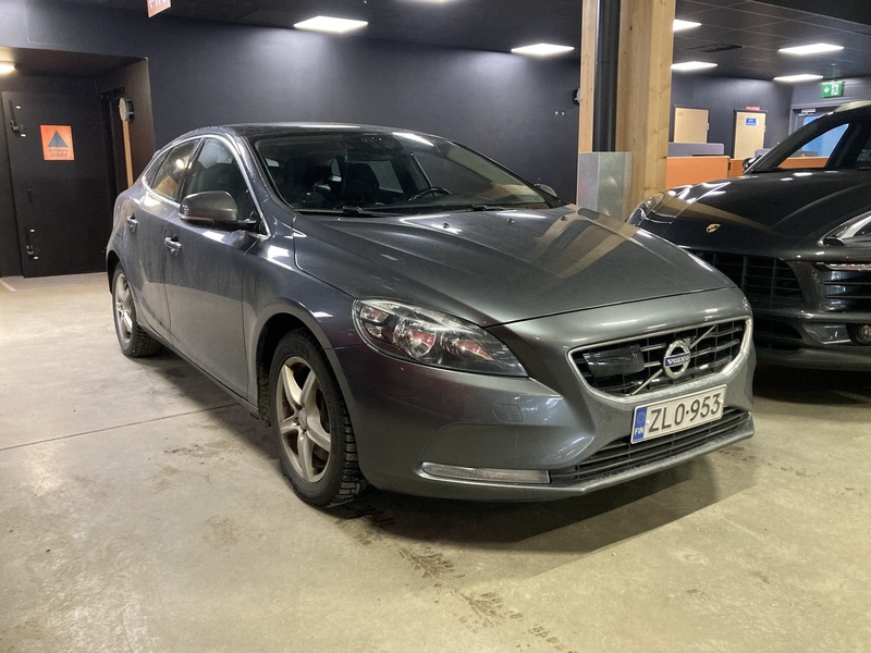 Volvo V40 vaihtoauto