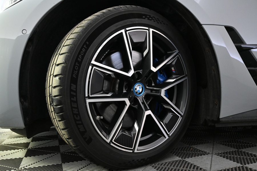 BMW i4 M50 vaihtoauto