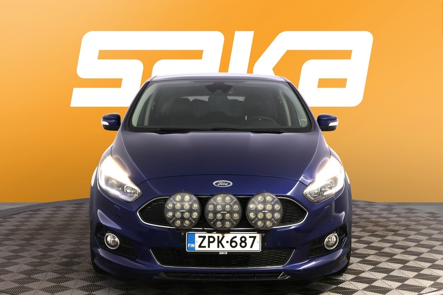 Ford S-MAX vaihtoauto