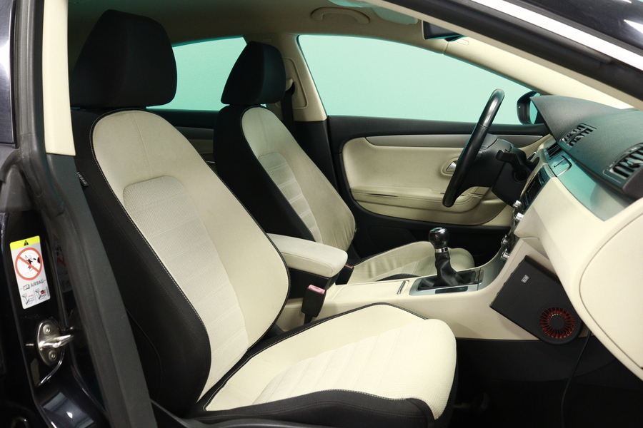 Volkswagen Passat CC vaihtoauto