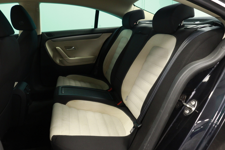 Volkswagen Passat CC vaihtoauto