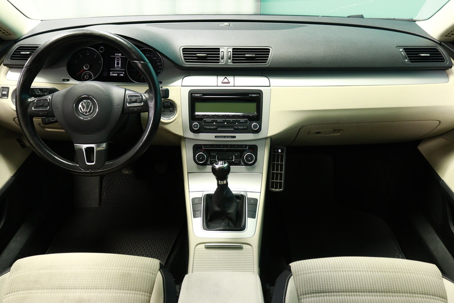 Volkswagen Passat CC vaihtoauto
