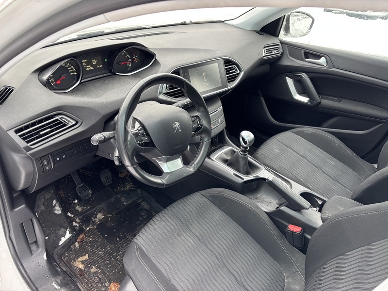 Peugeot 308 vaihtoauto