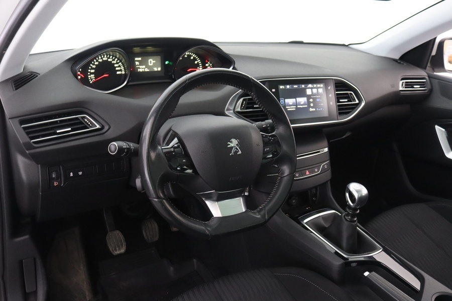 Peugeot 308 vaihtoauto