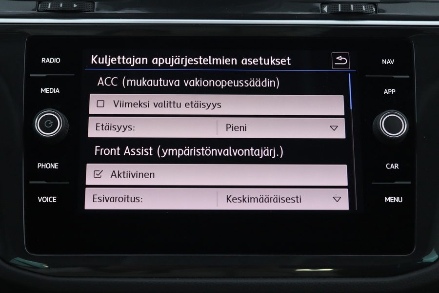 Volkswagen Tiguan vaihtoauto