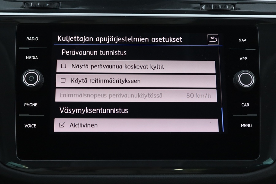 Volkswagen Tiguan vaihtoauto