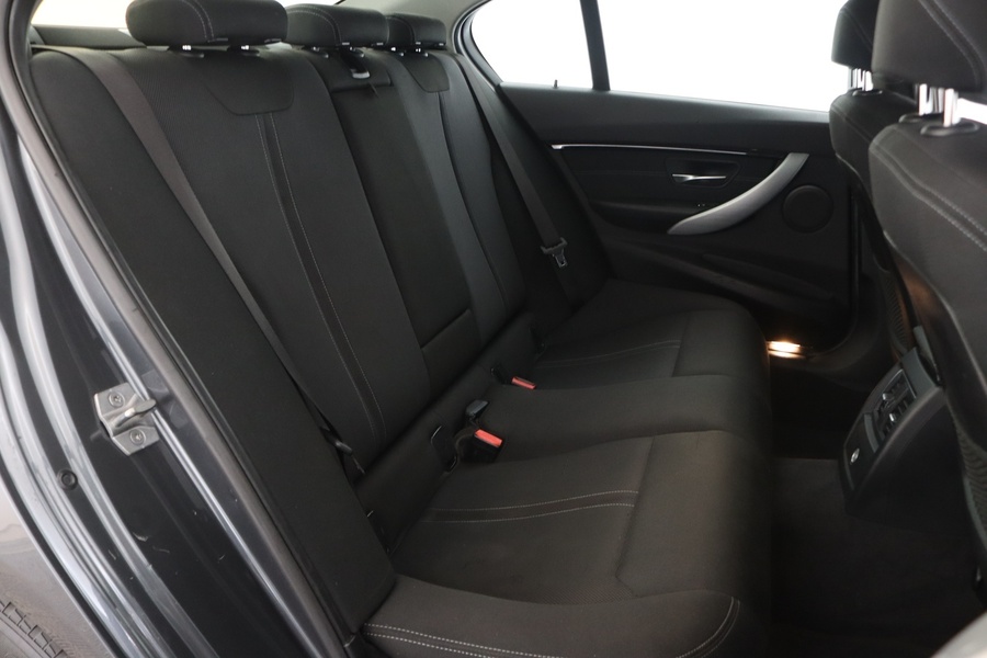 BMW 318 vaihtoauto