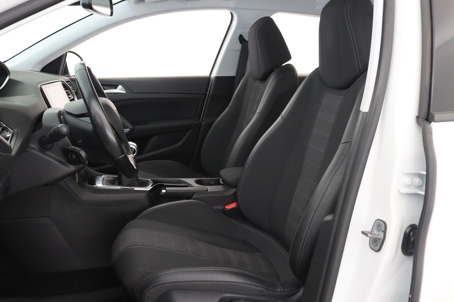 Peugeot 308 vaihtoauto